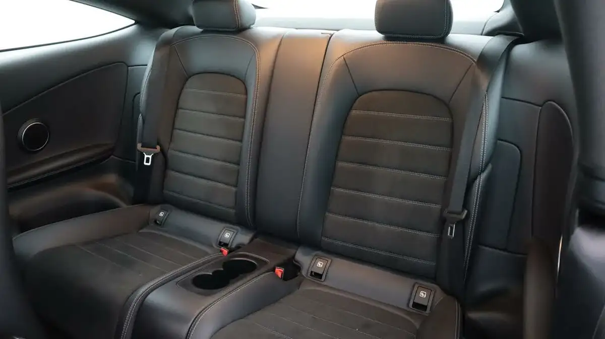 2019-mercedes-benz-c-class-15-c200-amg-line-premiumss-coupe-2d-big-16