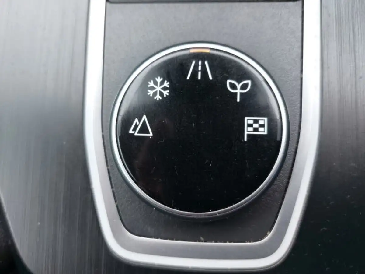 2022-nissan-qashqai-13-dig-t-n-connecta-158ps-4wd-xtronic-big-15