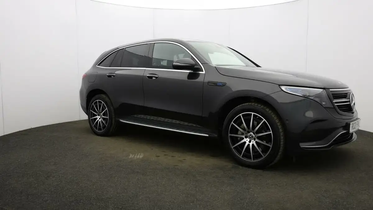 2021-mercedes-benz-eqc-e-eqc-400-amg-line-big-38