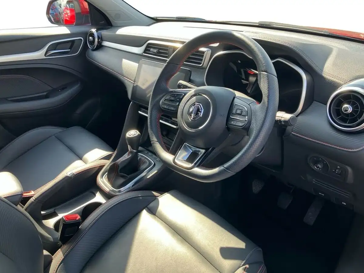 2023-mg-zs-suv-15-vti-tech-exclusive-big-7
