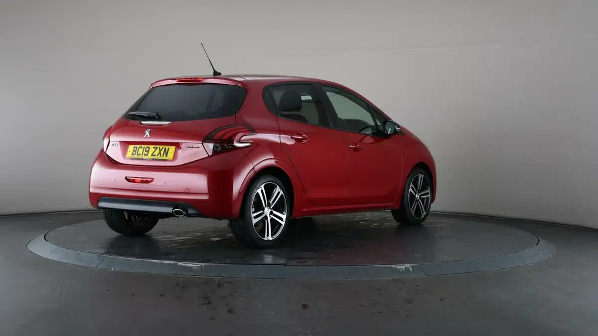 2019-peugeot-208-12-puretech-gt-line-110bhp-big-59