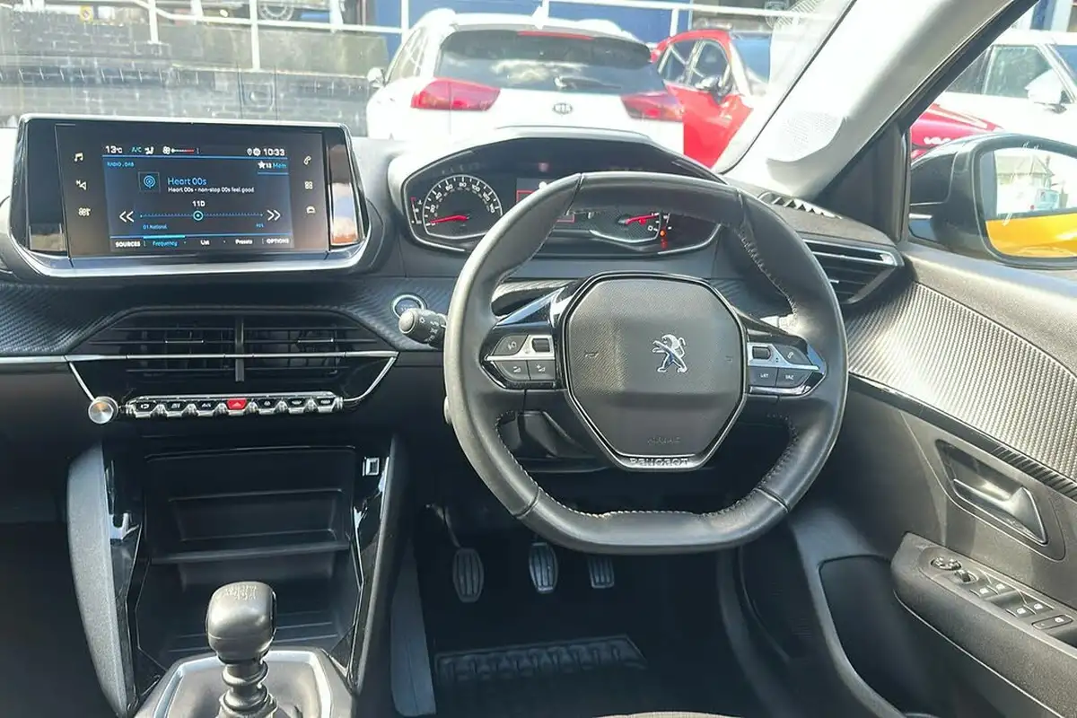 2022-peugeot-208-12-puretech-active-premium-100bhp-big-8