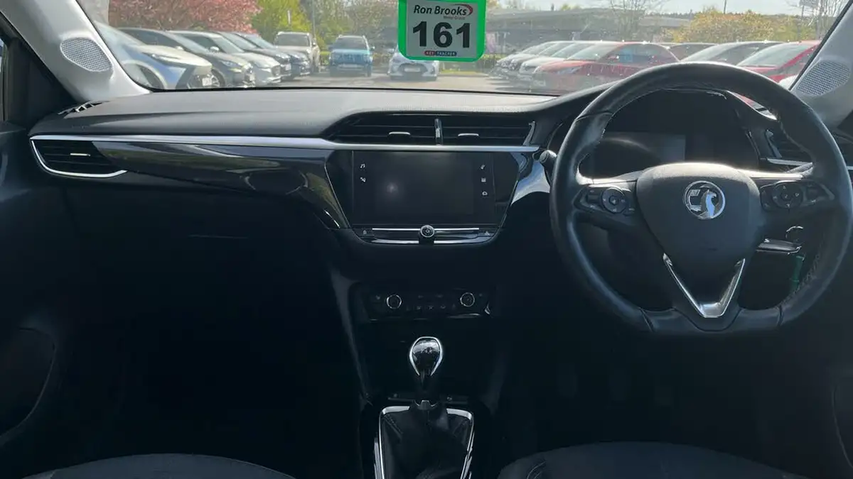 2021-vauxhall-corsa-12i-elite-nav-big-4