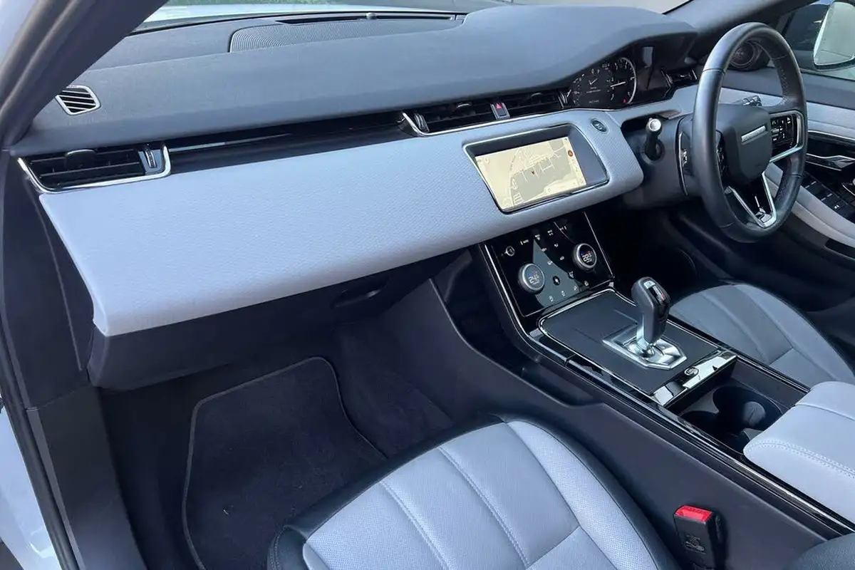 2022-land-rover-range-rover-evoque-20-d200-r-dynamic-s-big-31