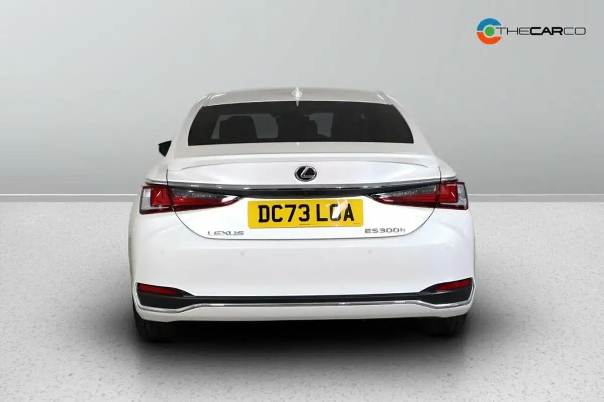 2024-lexus-es-300h-big-5