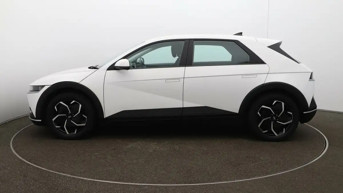 2022-hyundai-ioniq-5-e-se-connect-big-54