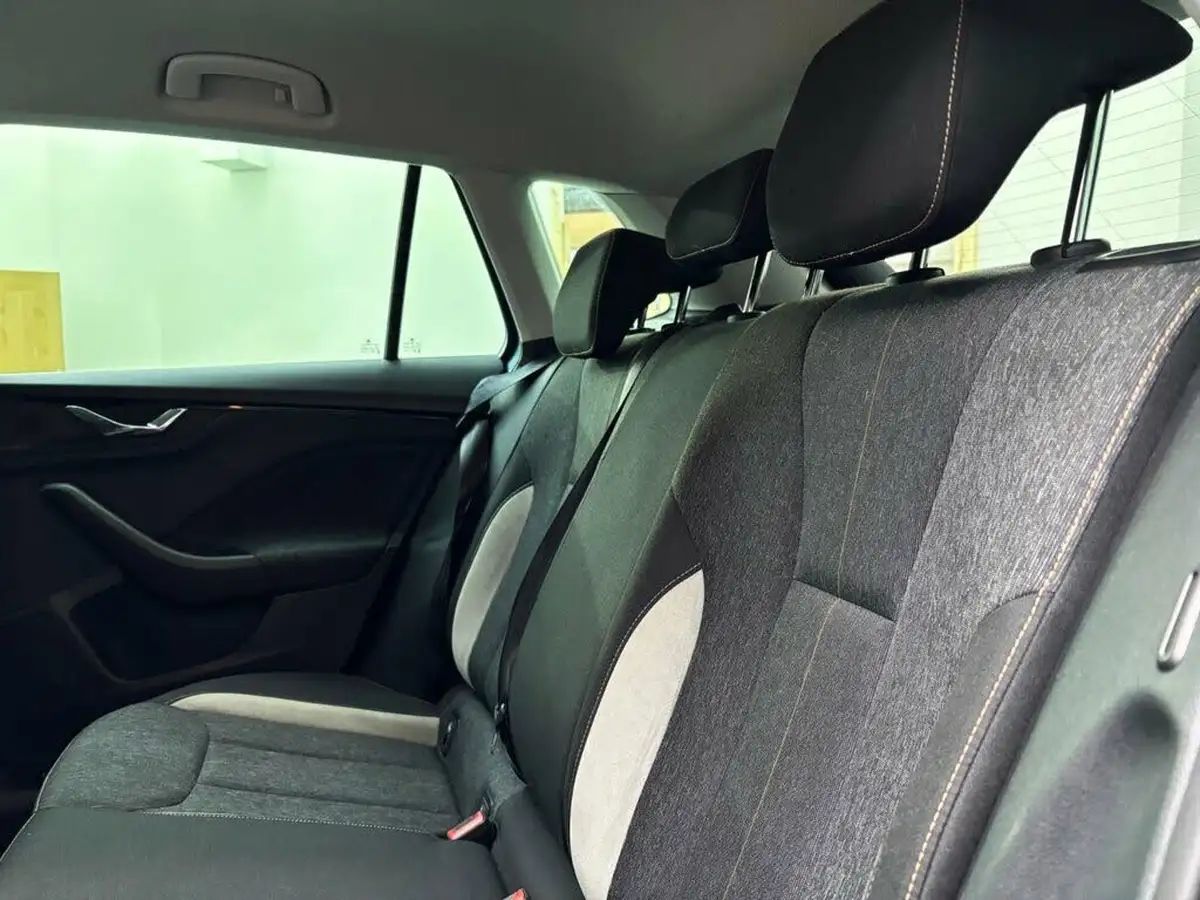 2020-skoda-kamiq-15-tsi-se-l-hatchback-dsg-big-19