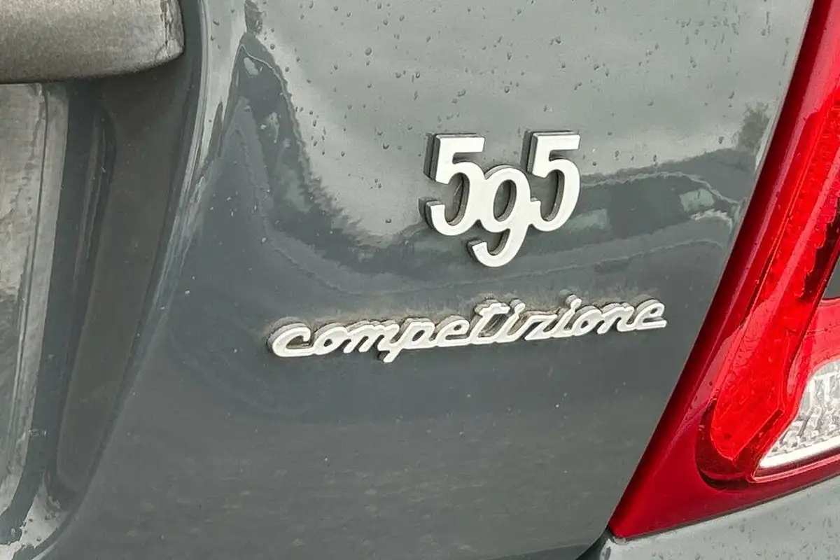 2022-abarth-595-14-tjet-competizione-big-24