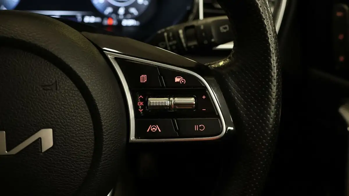 2023-kia-xceed-15-t-gdi-gt-line-s-158bhp-big-23