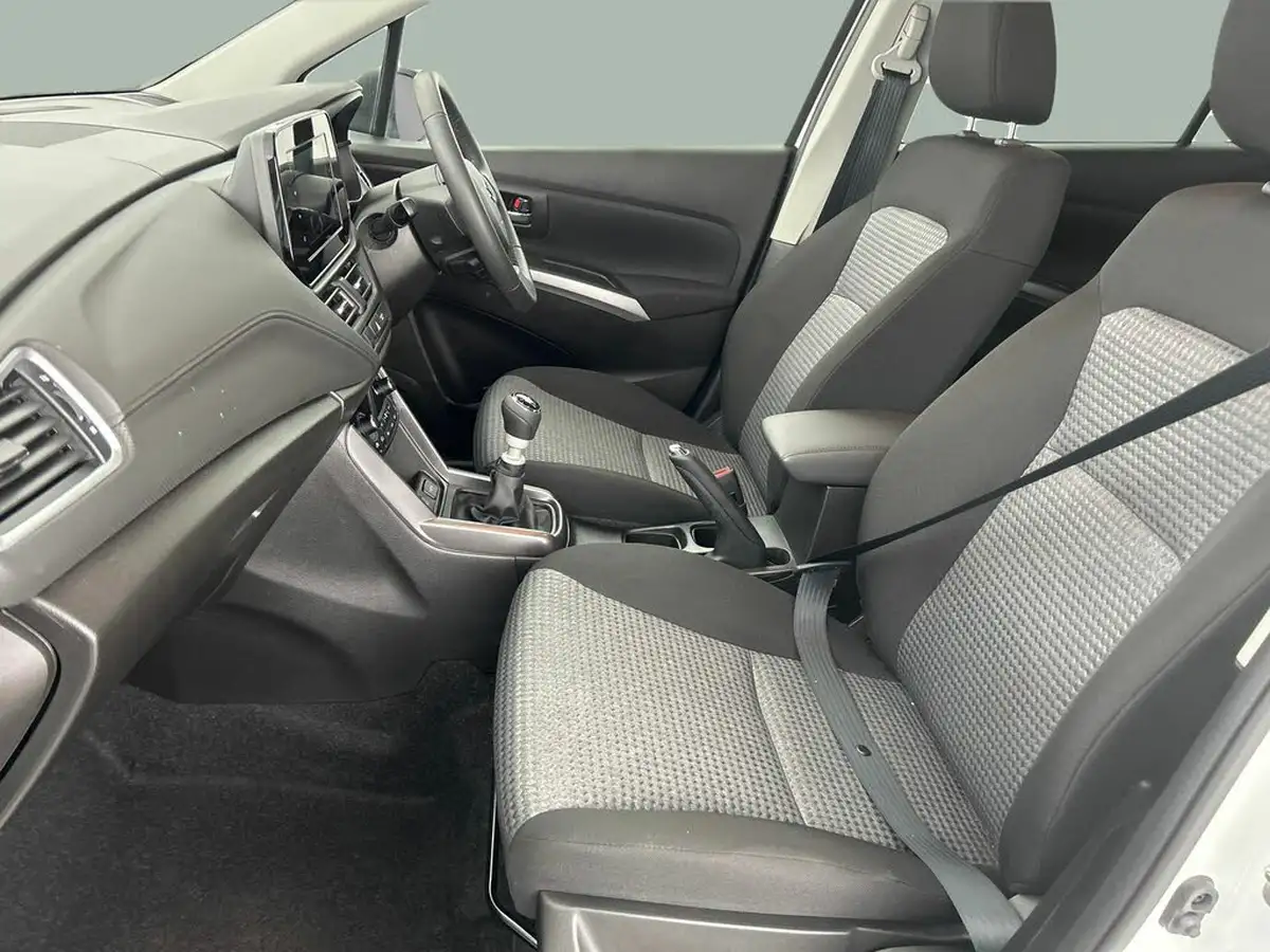 2023-suzuki-s-cross-14-boosterjet-motion-big-20