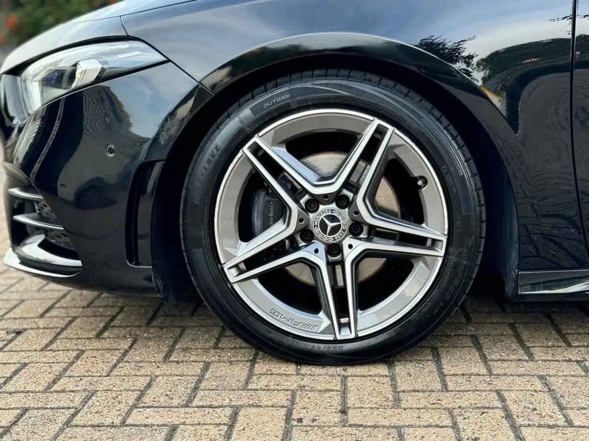 2020-mercedes-benz-a-class-13-a200-amg-line-premium-hatchback-5d-7g-dct-big-18