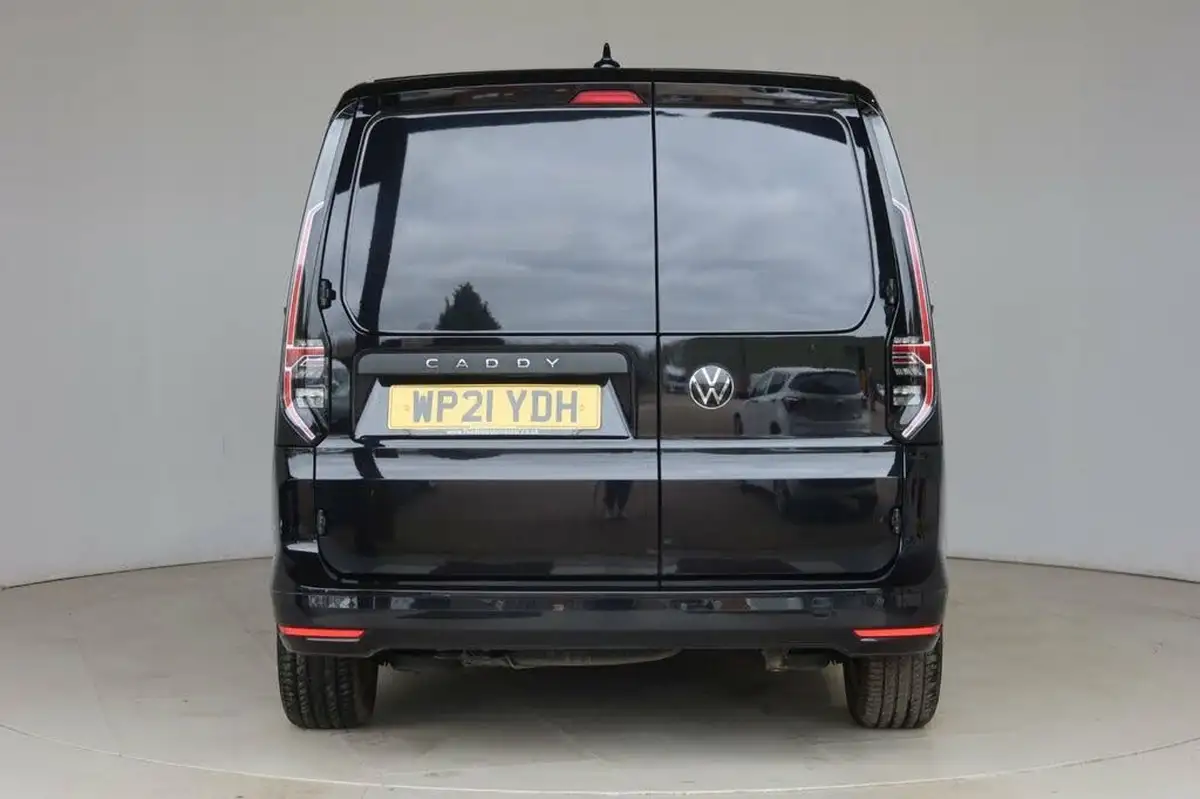 2021-volkswagen-caddy-20tdi-c20-cargo-commerce-pro-102pseu6d-big-5