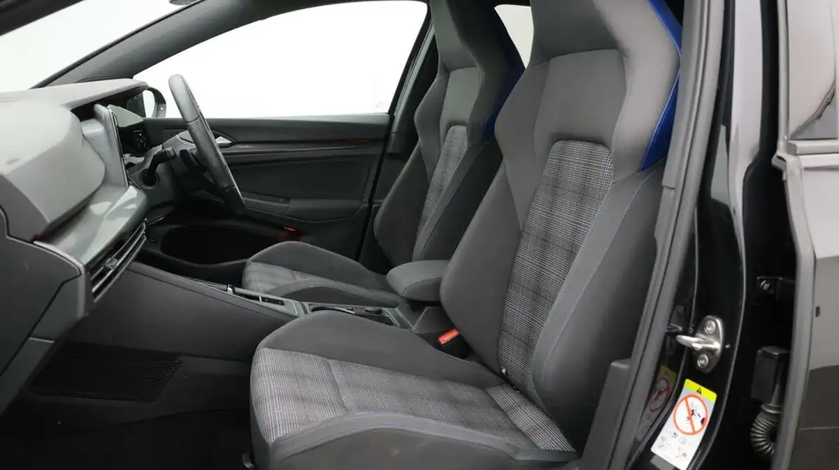 2021-volkswagen-golf-14-tsi-gte-big-14