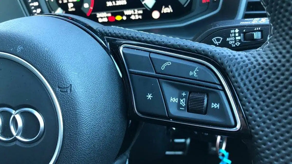 2024-audi-a1-10-30-tfsi-s-line-116ps-tronic-big-23