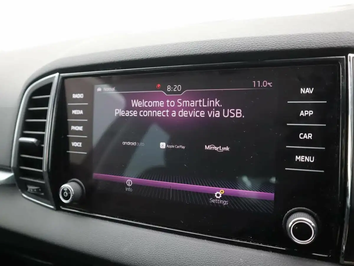 2018-skoda-karoq-20tdi-scr-se-l-dsg-big-16