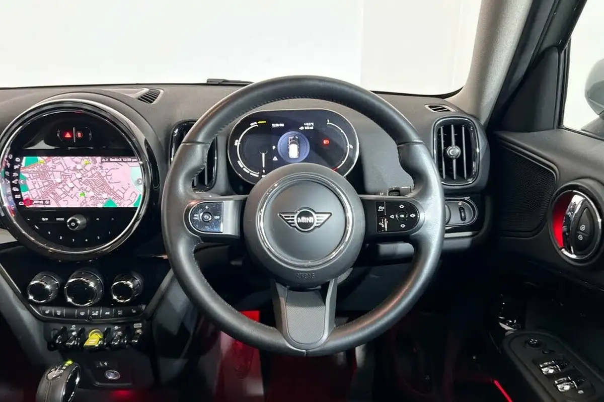 2021-mini-countryman-15-cooper-s-e-phev-classic-comfort-big-11