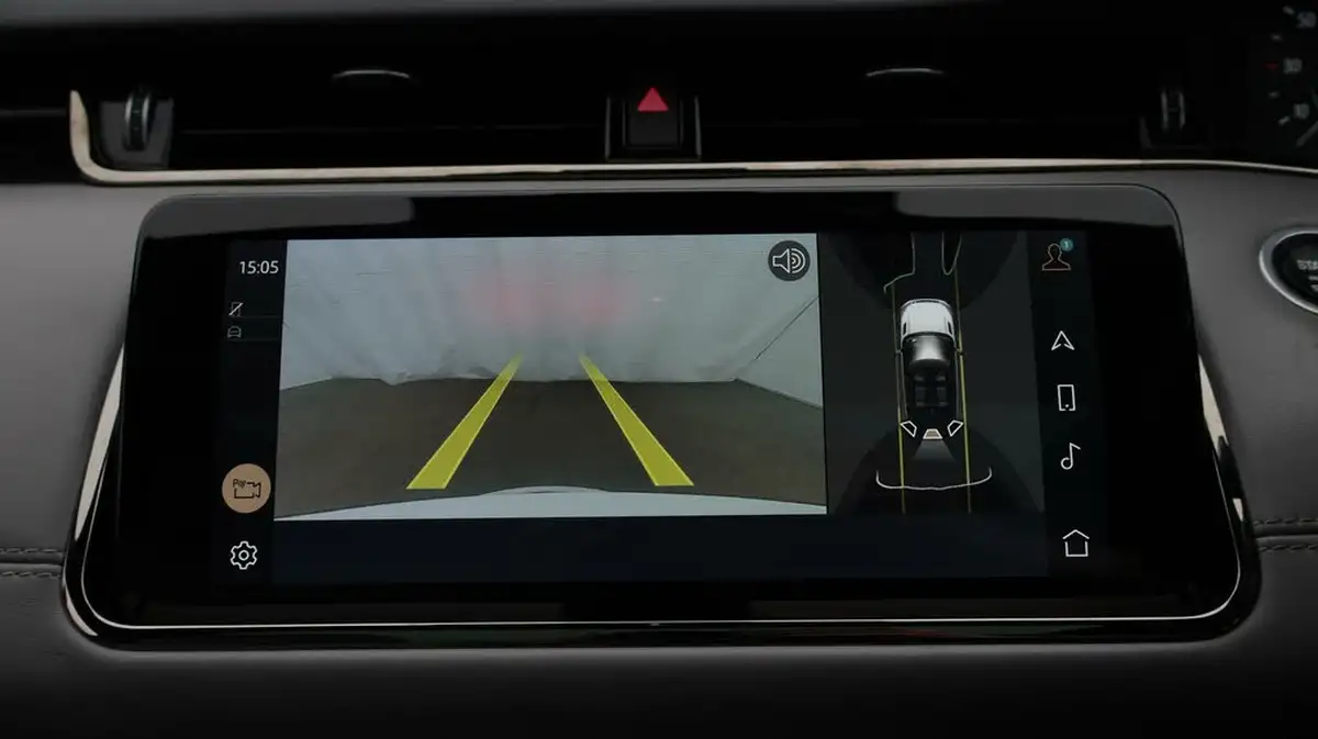 2022-land-rover-range-rover-evoque-15-p300e-autobiography-big-24