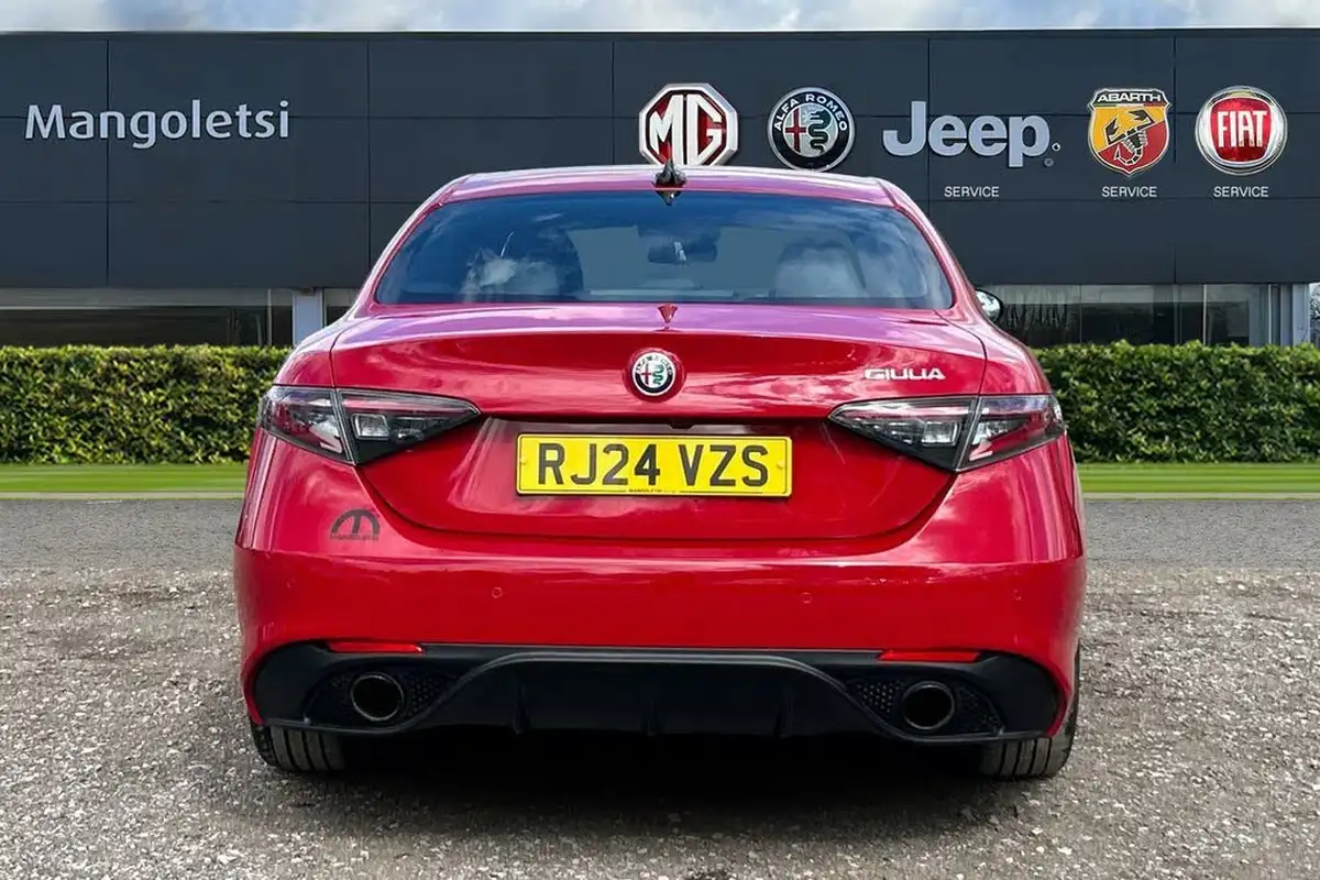 2024-alfa-romeo-giulia-20-sprint-276bhp-big-3