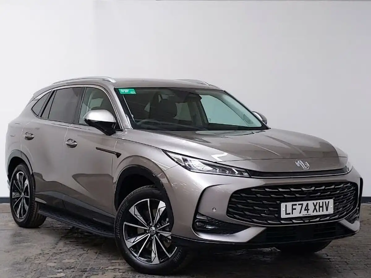 2024-mg-hs-15t-gdi-trophy-273ps-plug-in-hybrid-1496cc-auto-big-0