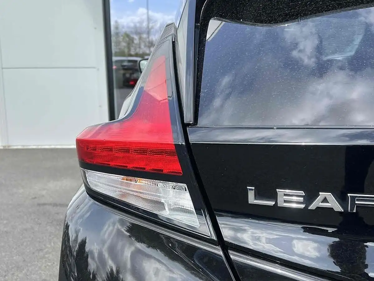 2022-nissan-leaf-e-n-connecta-big-9
