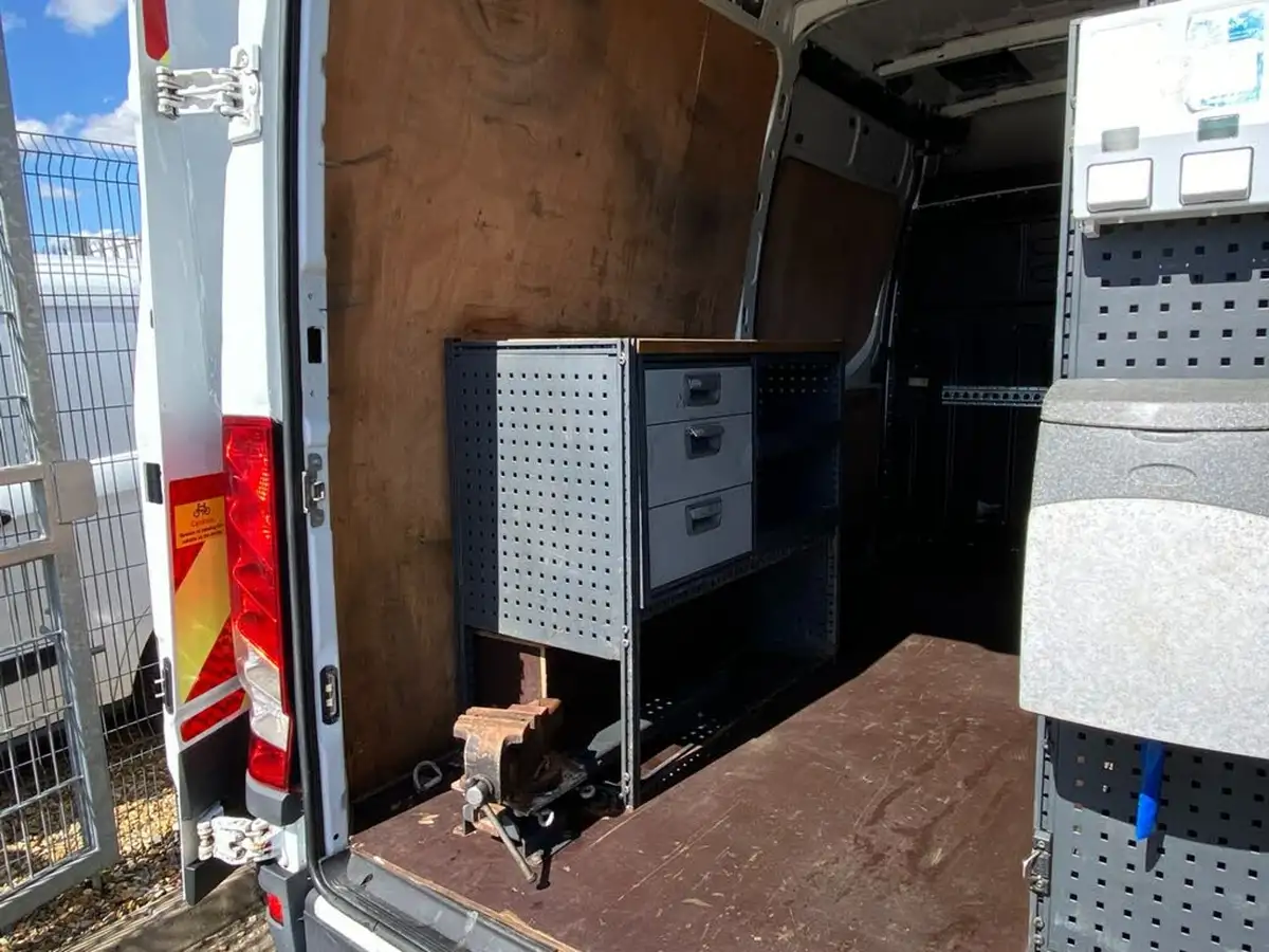 2018-iveco-daily-s-class-23td-35s12v-3520-h1-business-big-13