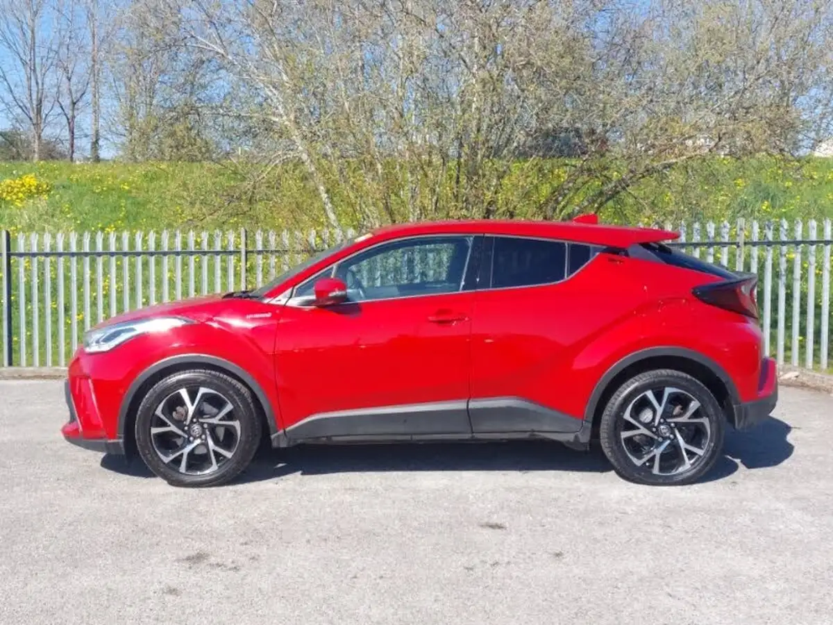 2020-toyota-c-hr-18-vvt-i-design-big-3