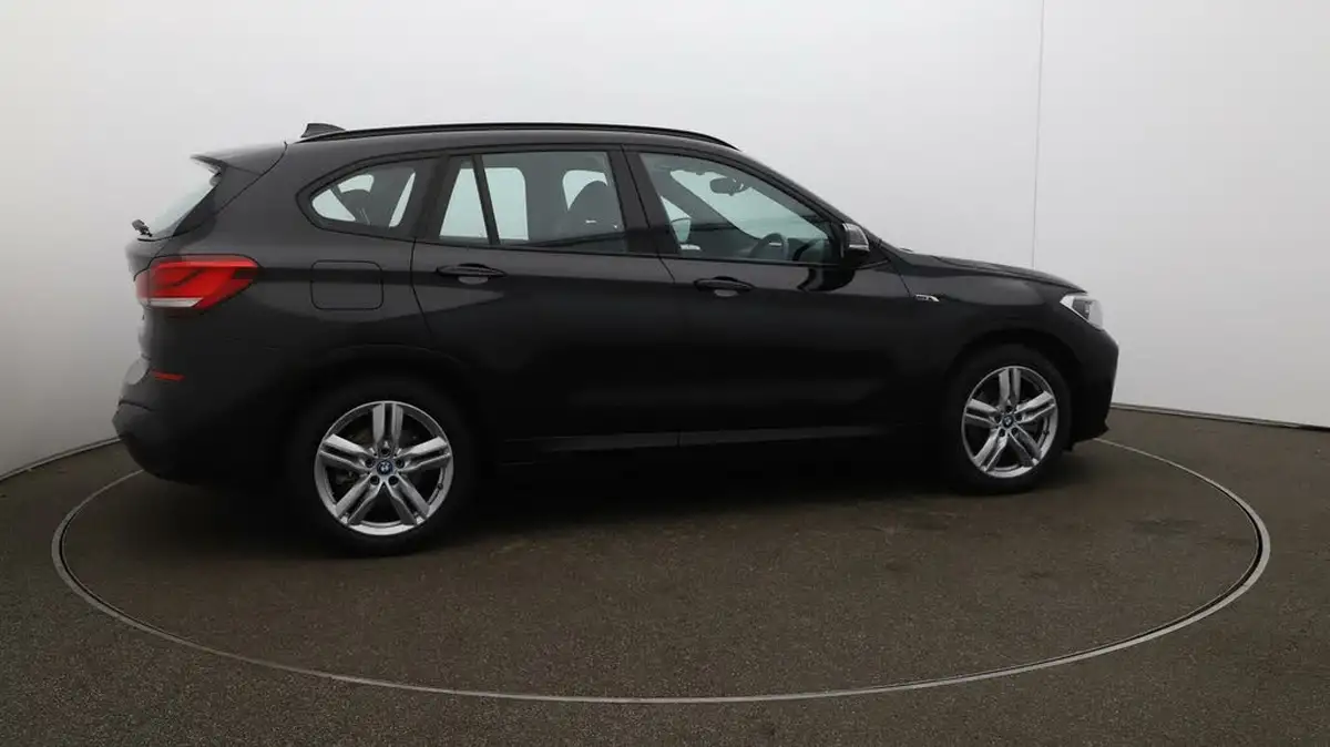 2022-bmw-x1-15-xdrive-25e-phev-m-sport-big-45