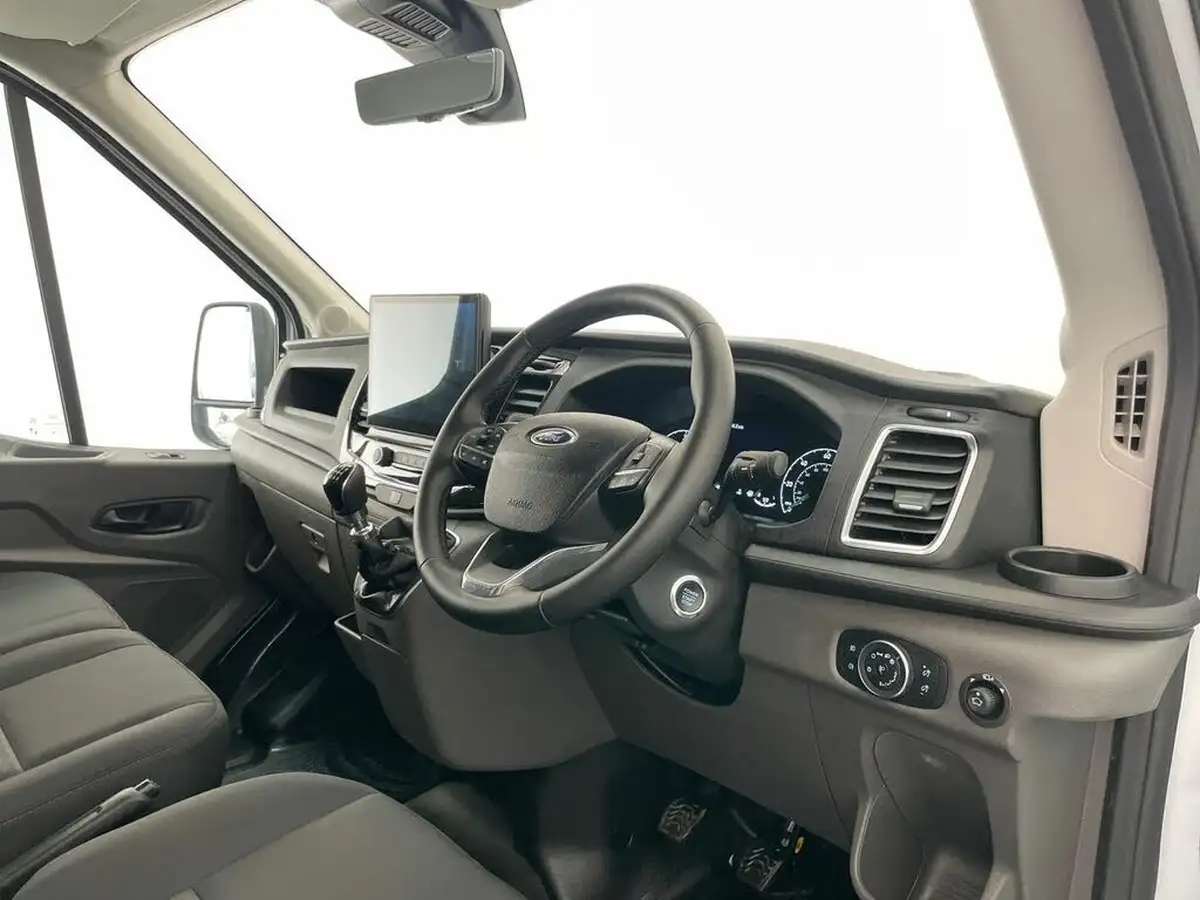 2023-ford-transit-20tdci-350-l3h2-limited-170pseu6d-rwd-panel-van-big-10
