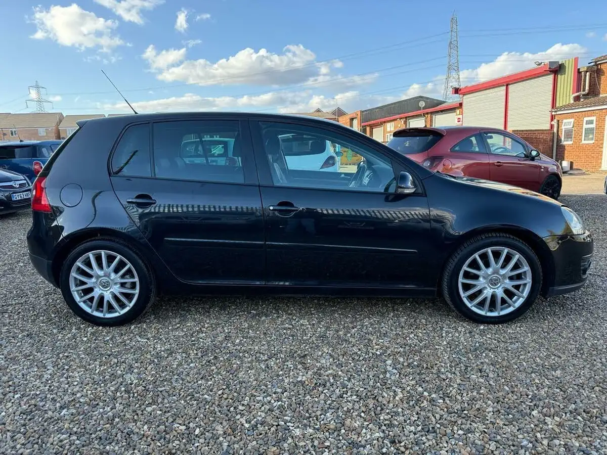 2008-volkswagen-golf-20td-gt-140ps-5d-big-3