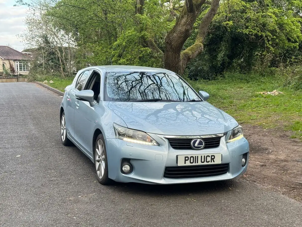 2011-lexus-ct-200h-18-se-l-premier-big-3