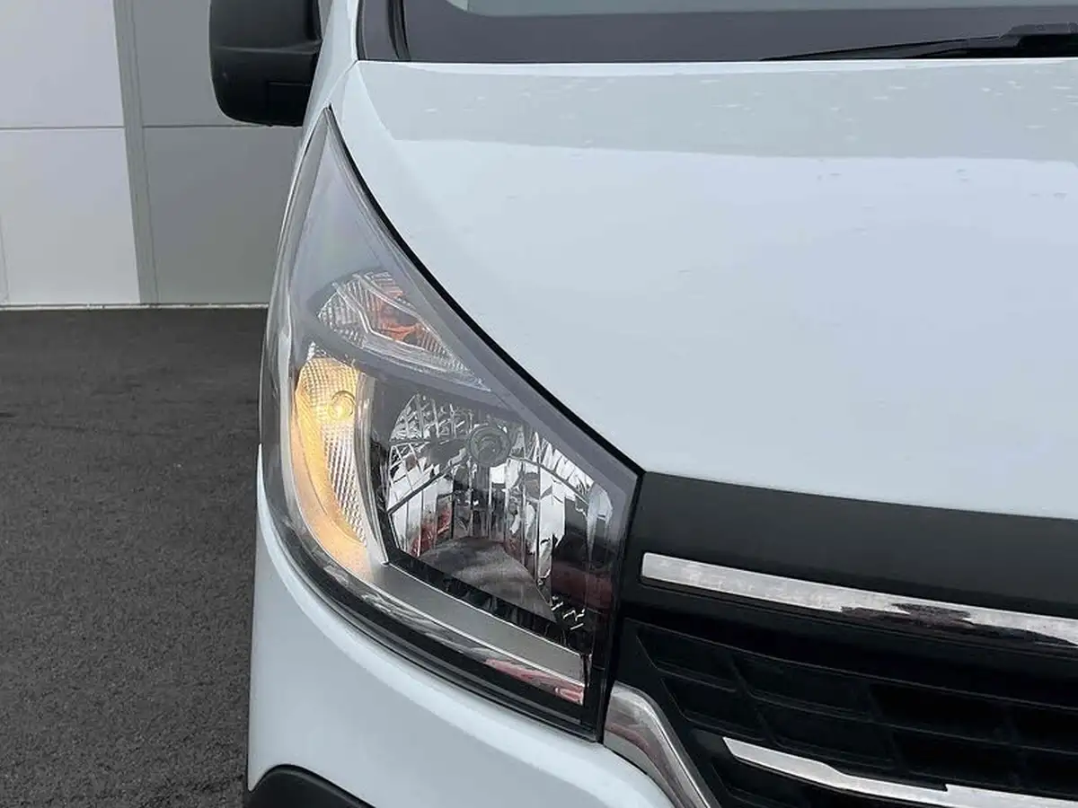 2021-renault-trafic-20dci-ll30-energy-120-business-panel-big-14