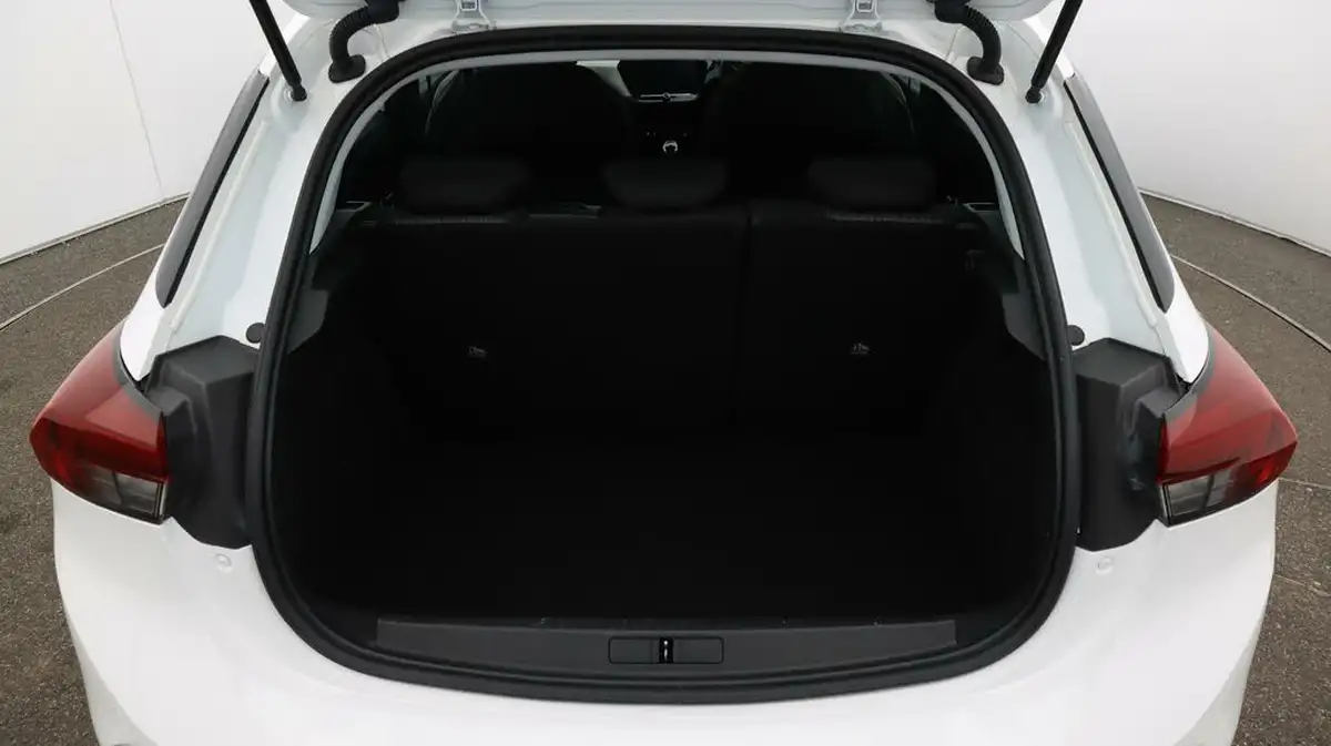 2022-vauxhall-corsa-12i-se-edition-big-17