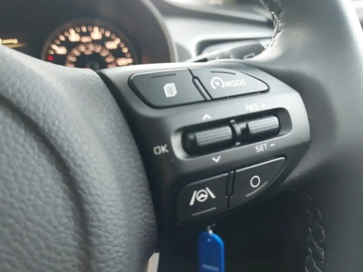 2021-kia-rio-10-t-gdi-2-big-16