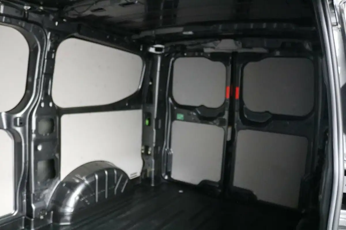 2023-ford-transit-custom-20tdci-320-l1h1-limited-136pseu6e-panel-van-1996cc-auto-big-15