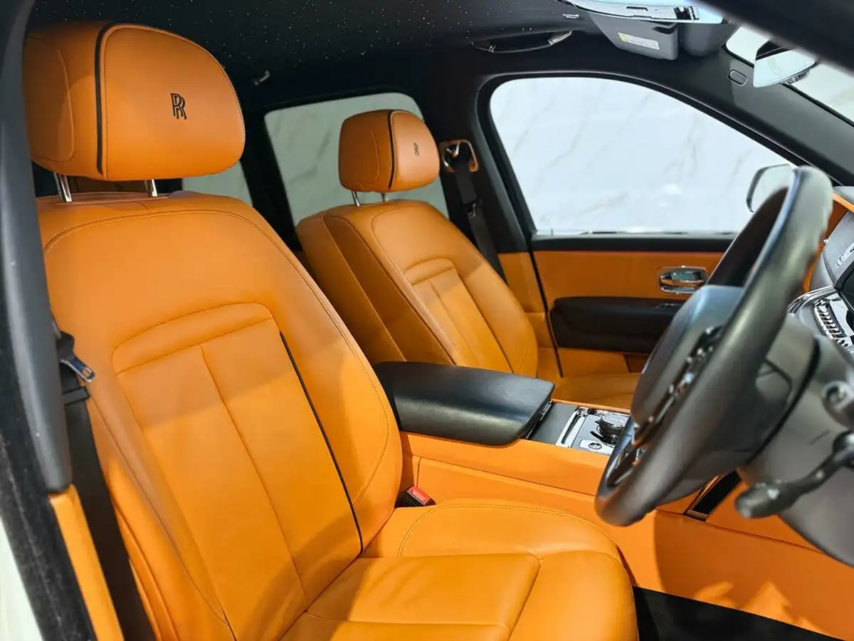 2023-rolls-royce-cullinan-675-big-15