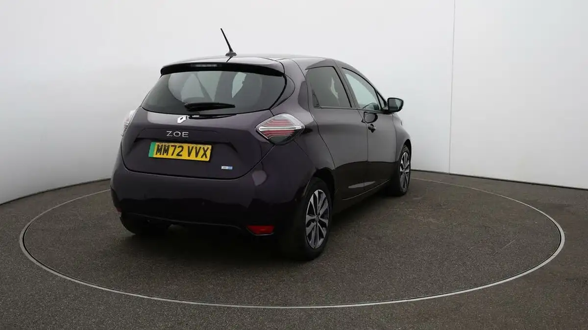 2022-renault-zoe-e-gt-line-big-47