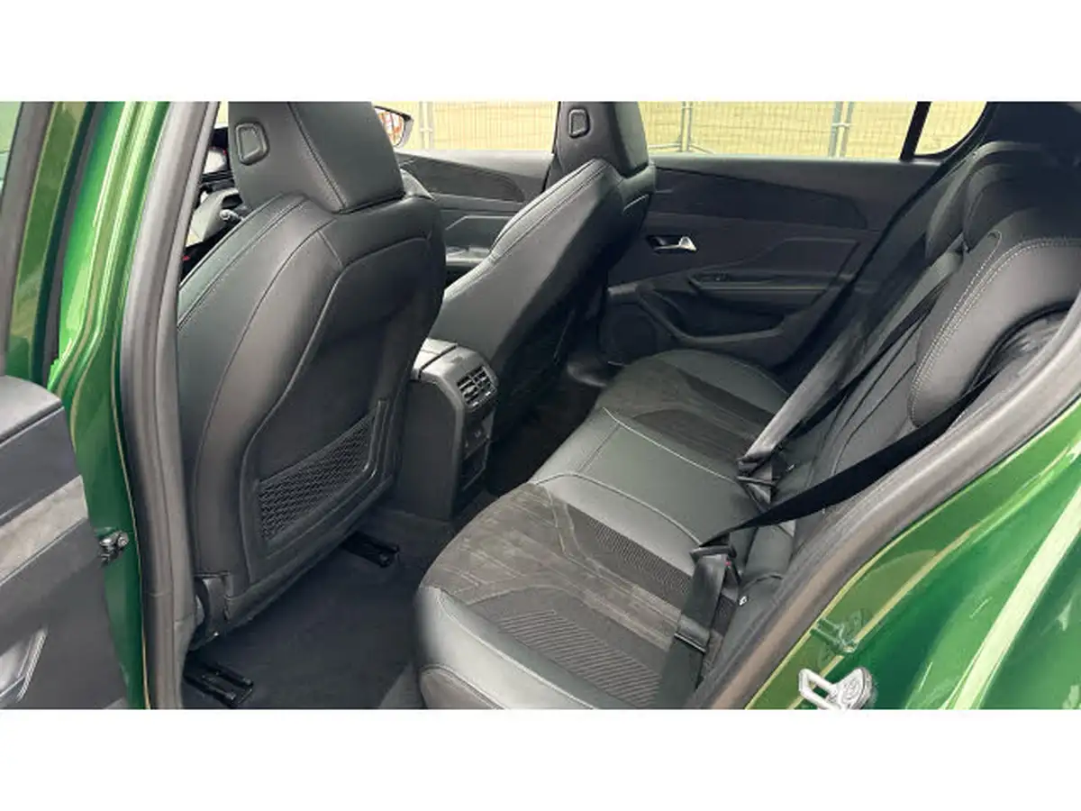 2023-peugeot-308-16-puretech-gt-180ps-big-15
