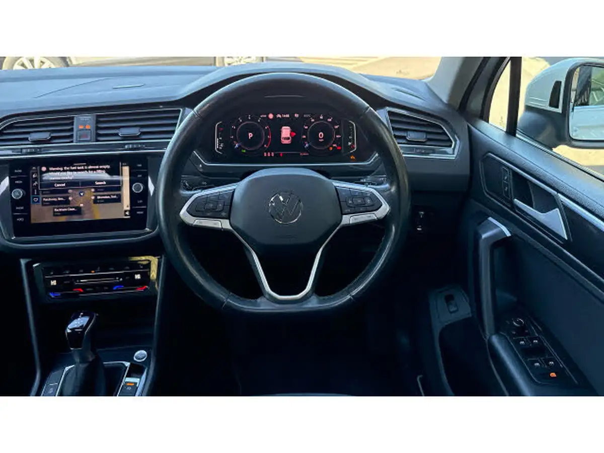 2022-volkswagen-tiguan-15-tsi-elegance-big-9