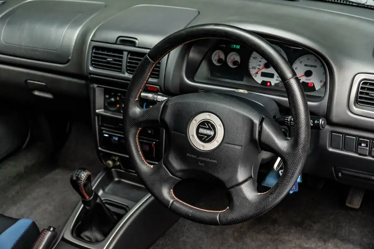 2000-subaru-impreza-20-p1-ltd-edn-big-22