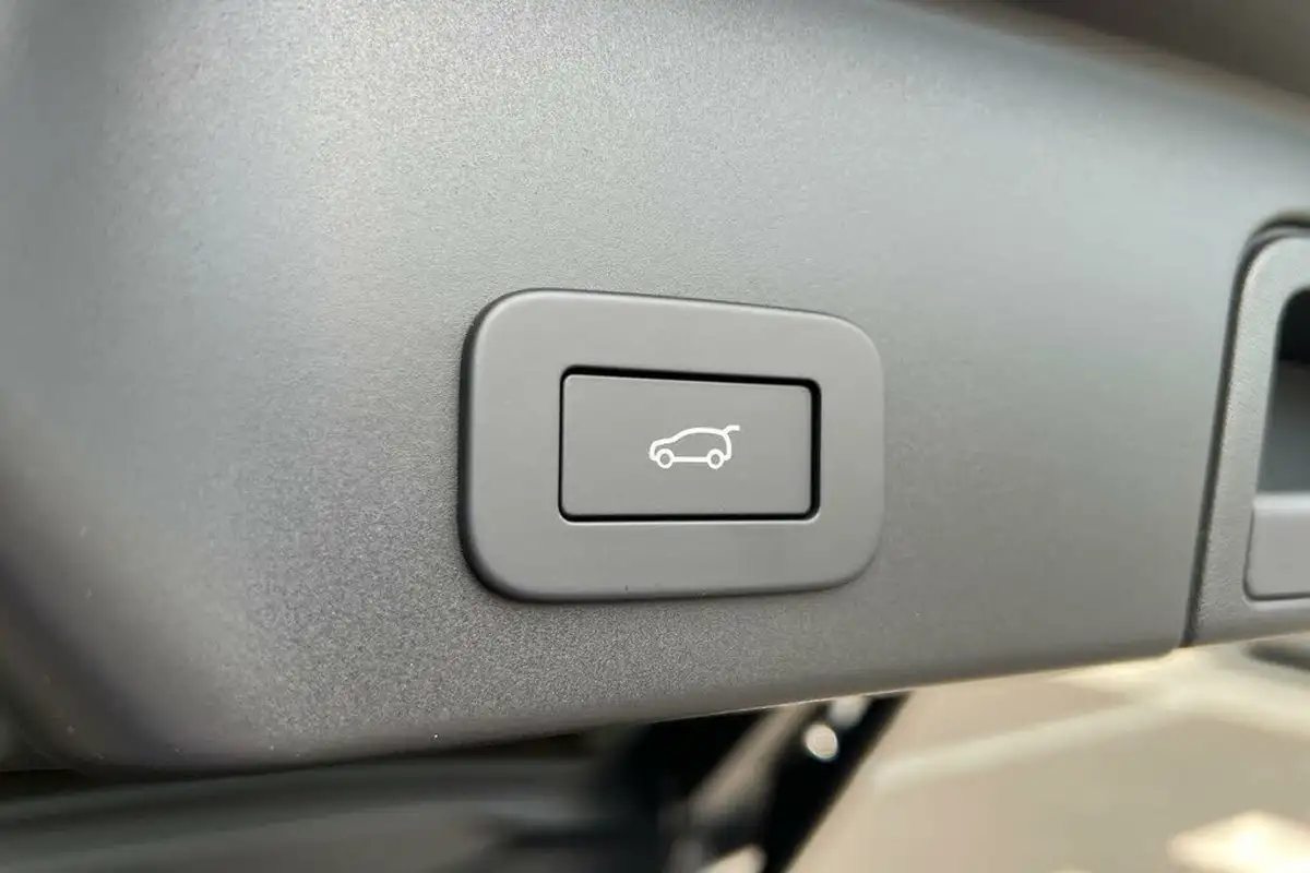 2024-land-rover-range-rover-evoque-20-d200-dynamic-se-big-27
