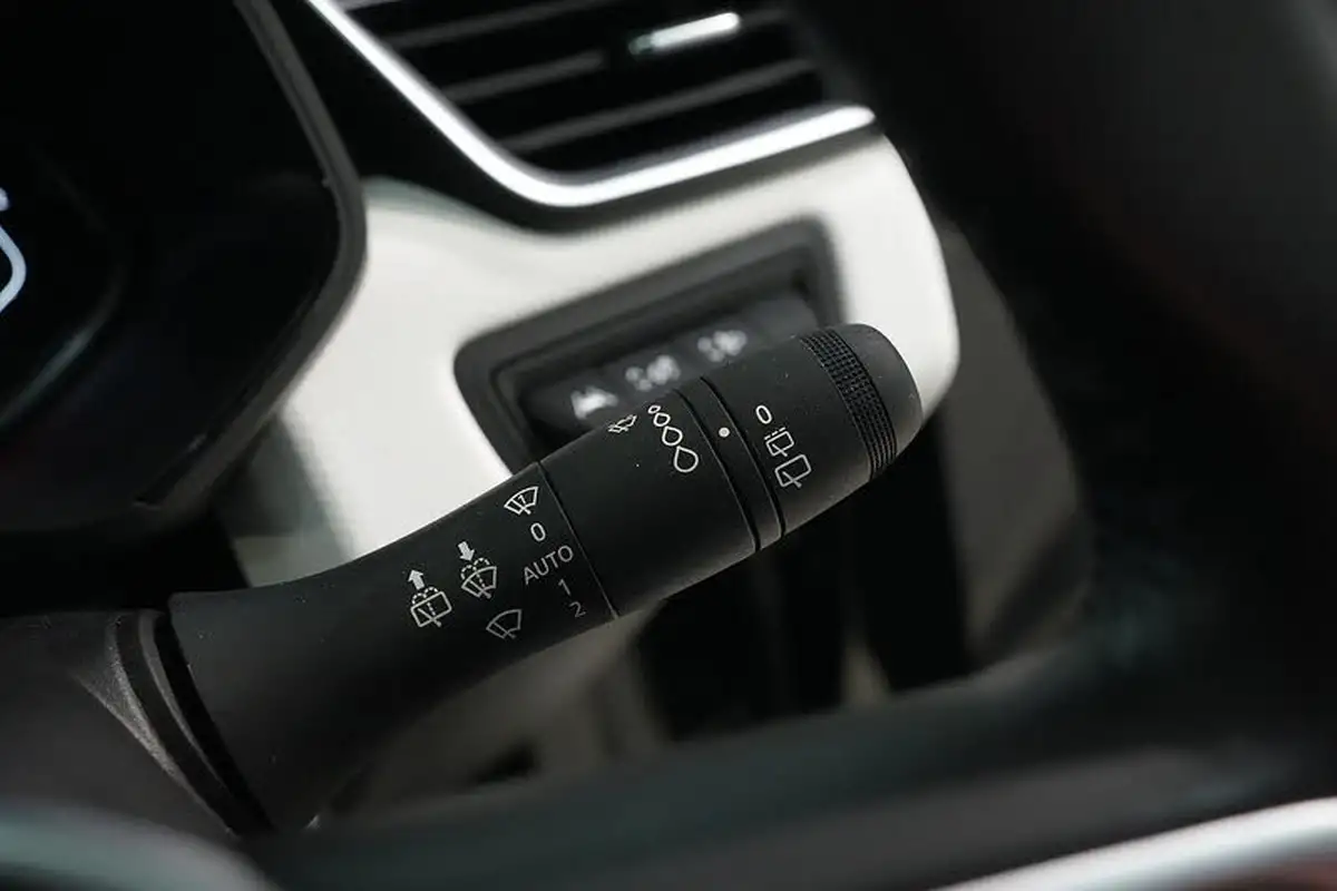 2021-renault-clio-10-tce-s-edition-90ps-big-28