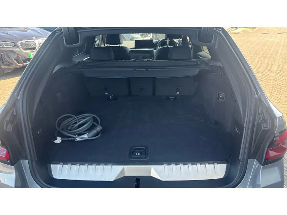 2023-bmw-5-series-20-530e-m-sport-292bhp-touring-5d-big-12
