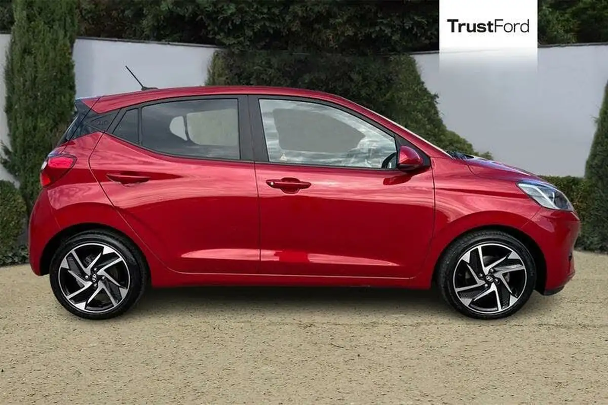 2022-hyundai-i10-12-premium-auto-big-2