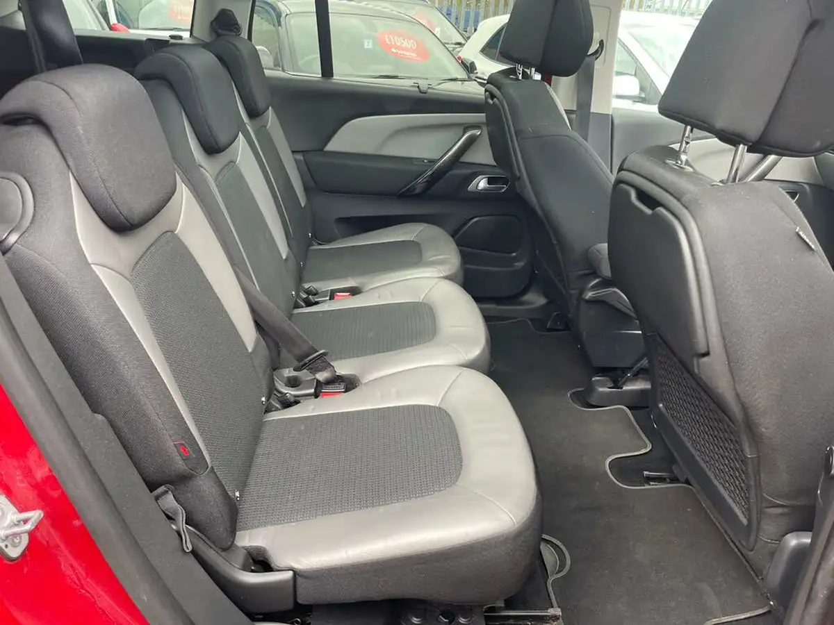 2017-citroen-grand-c4-picasso-16bluehdi-flair-big-50
