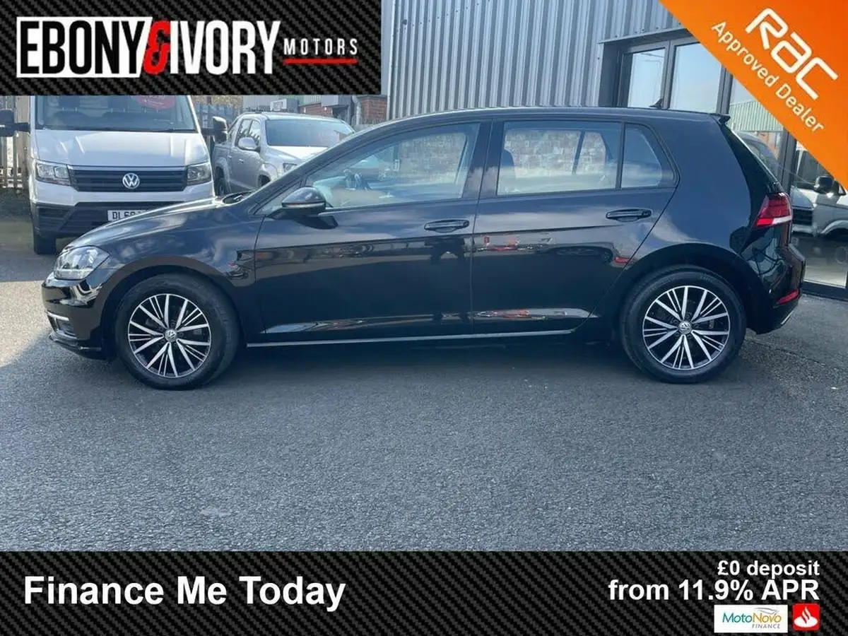 2017-volkswagen-golf-16tdi-se-nav-ss-hatchback-5d-big-2
