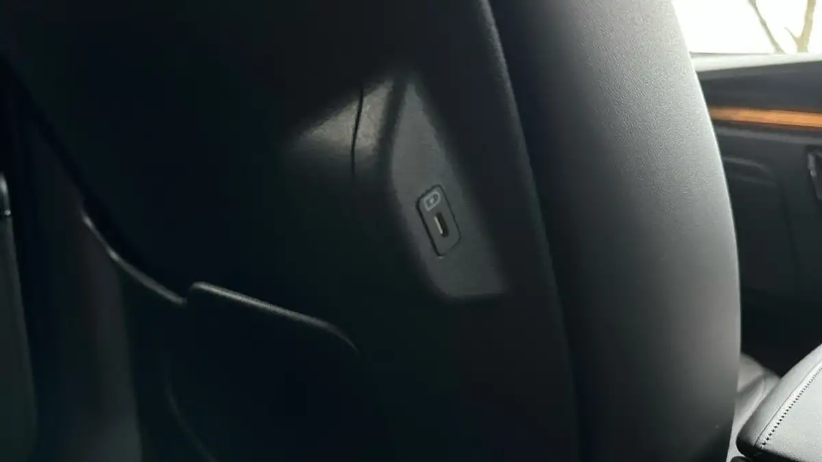 2024-kia-niro-ev-e-4-big-25
