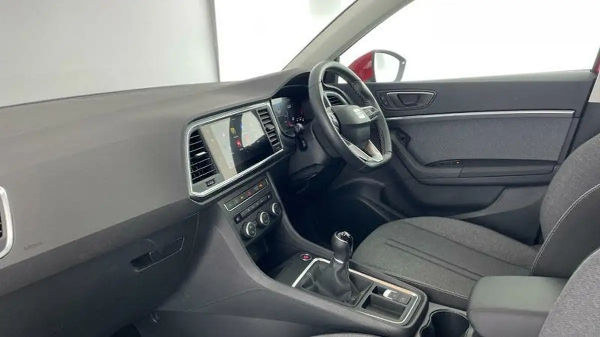2022-seat-ateca-15-ecotsi-se-technology-big-1
