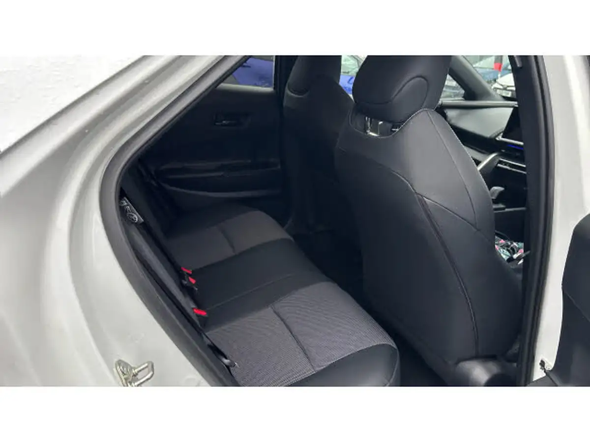 2024-toyota-c-hr-20-vvt-i-excel-220bhp-plug-in-tech-pack-big-12