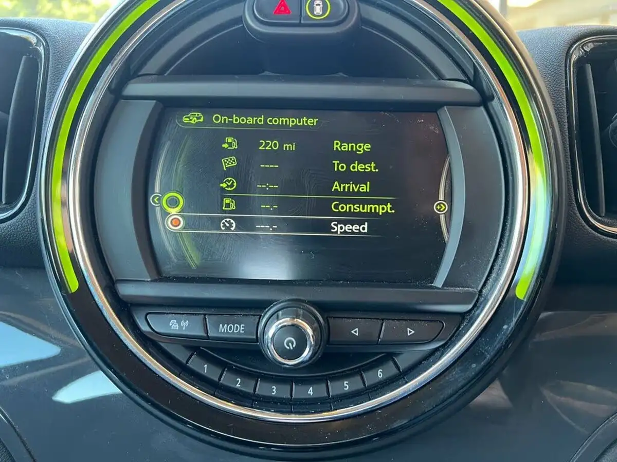 2017-mini-countryman-15-cooper-ss-all4-big-34
