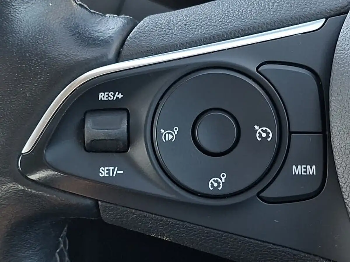 2019-vauxhall-grandland-x-15td-sport-nav-auto-big-11
